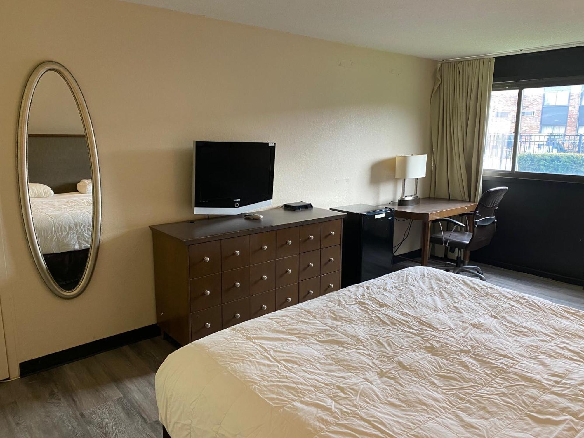 Motel 6 Rochester - Airport Zewnętrze zdjęcie