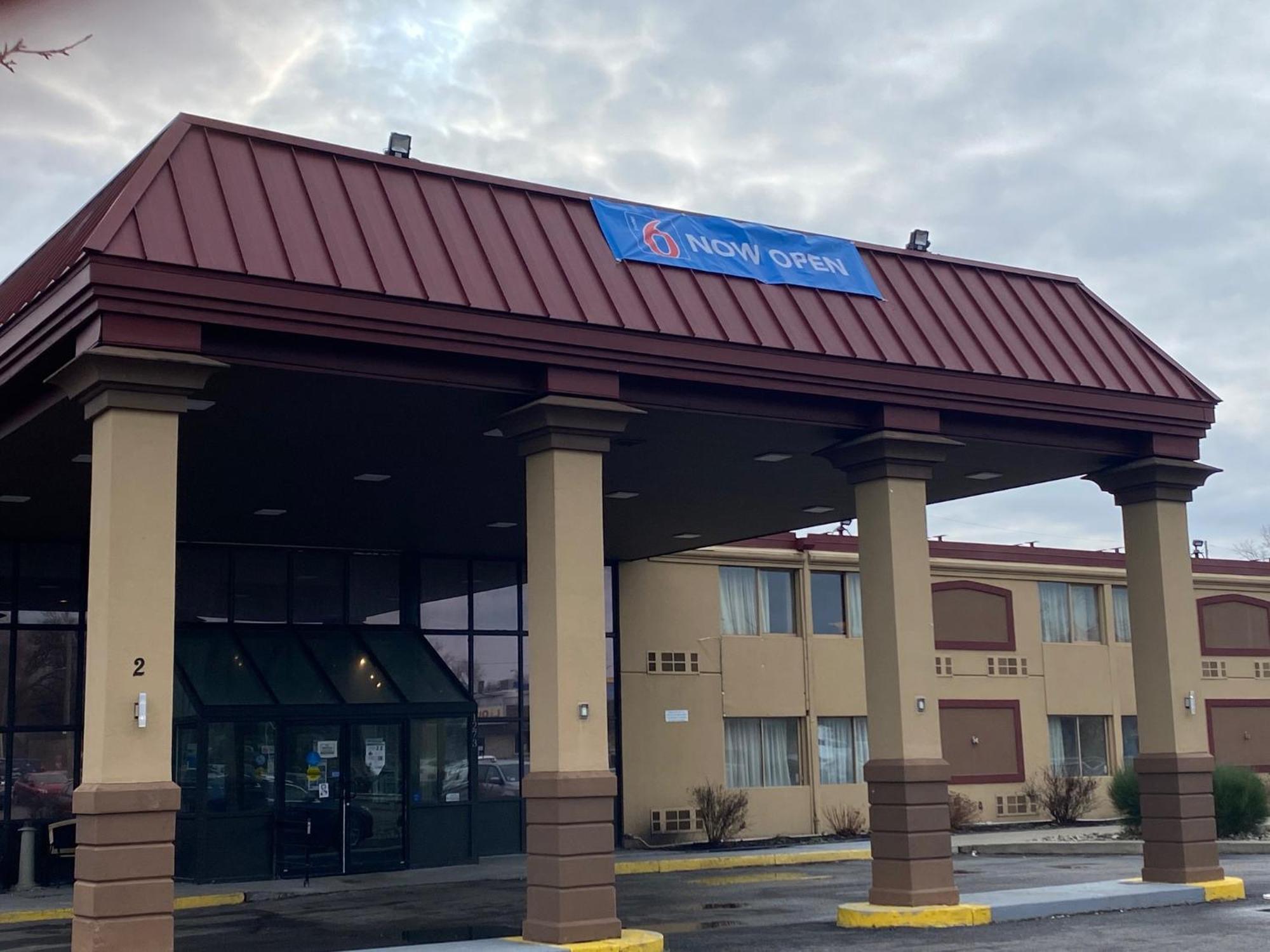 Motel 6 Rochester - Airport Zewnętrze zdjęcie